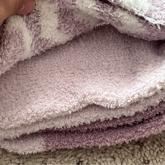 2/$20 - 3 pairs of cozy women’s plush socks sock size 9-11 - Picture 5 of 6